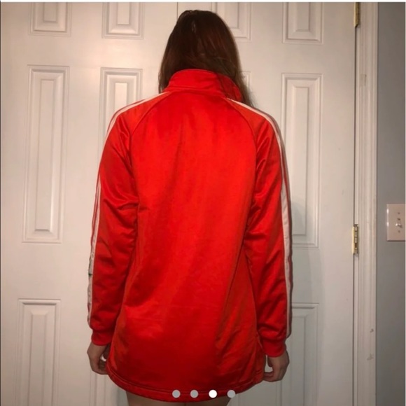 AMAZING RARE ADIDAS STREETWEAR - Picture 4 of 7